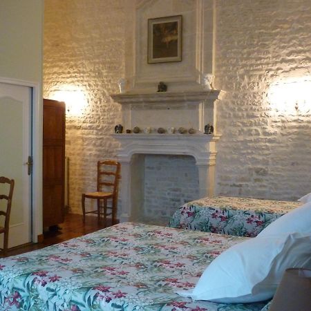 Bed and Breakfast Le Logis De Faugerit Frontenay-Rohan-Rohan Exterior foto