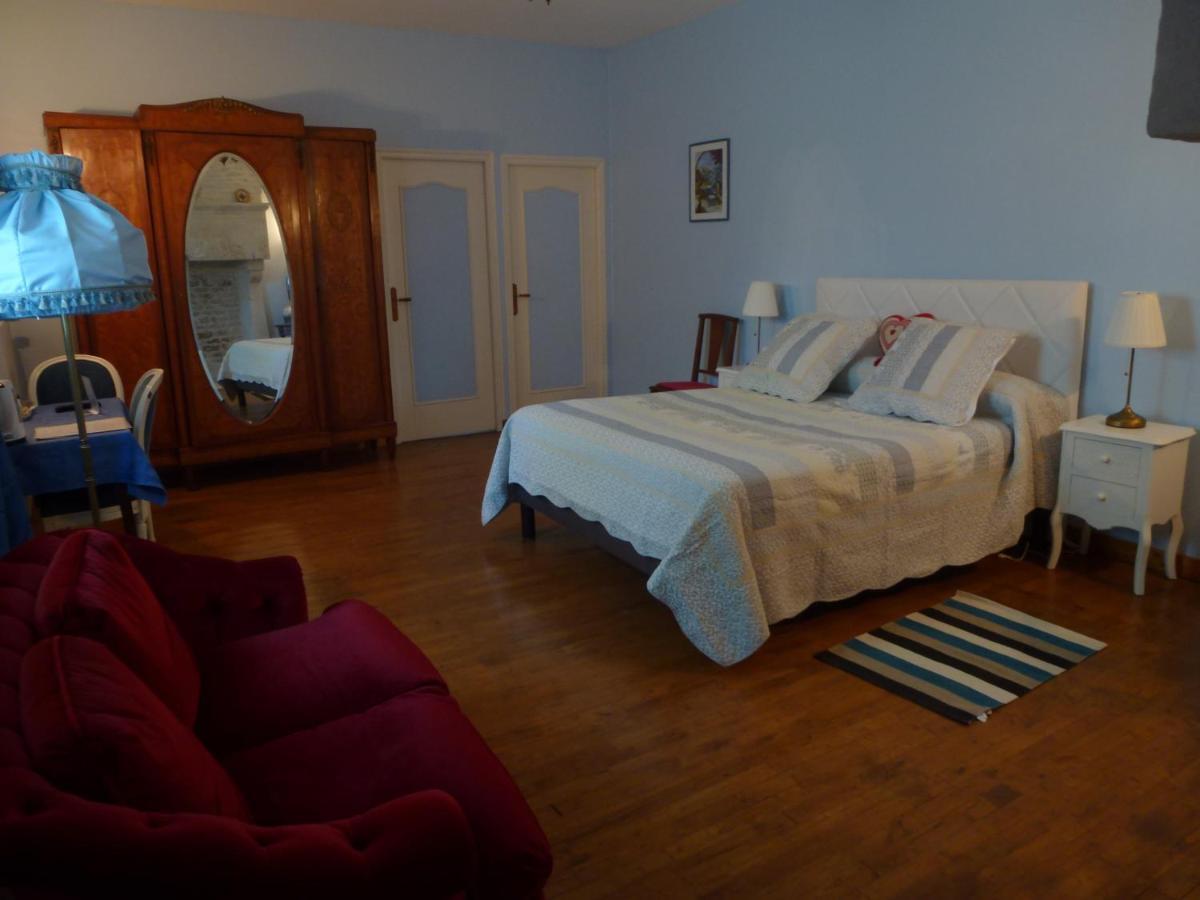 Bed and Breakfast Le Logis De Faugerit Frontenay-Rohan-Rohan Exterior foto